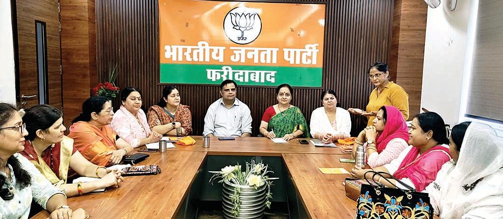 सेना के शौर्य और पराक्रम को सम्मान देने हेतु महिलाएं निकालेंगी सिन्दूर यात्राः रामपाल