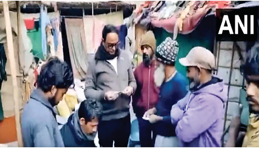 दिल्ली पुलिस ने 121 अवैध बांग्लादेशियों को पकड़ा