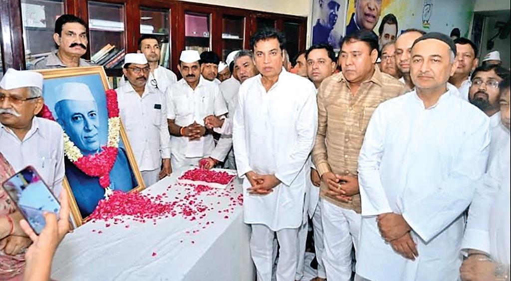 पंडित जवाहर लाल नेहरु की आधुनिक भारत की स्थापना की दूरदर्शी सोच के कारण ही विश्व पटल पर विकसित देशों की पक्ति में खड़ा हो सकाः देवेन्द्र यादव