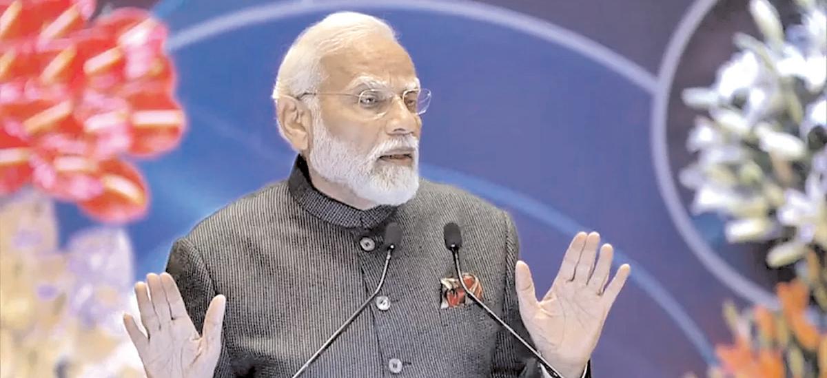 स्वदेशी की जय और दुश्मनों में भय