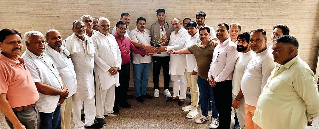 बादल शर्मा ने स्वर्ण पदक जीतकर जिले का नाम देशभर में किया रोशन : बलजीत कौशिक