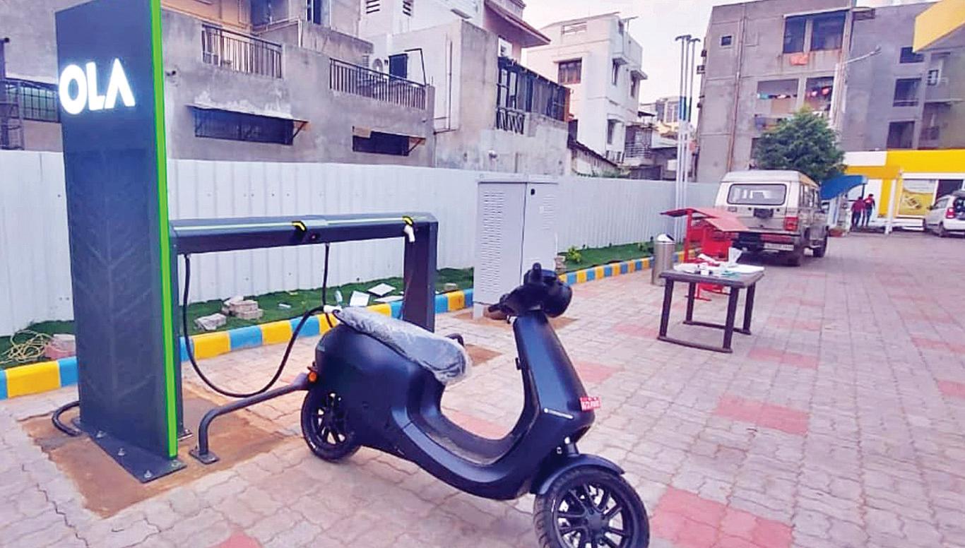 चौथी तिमाही में घाटा दोगुना होने का असर, ओला इलेक्ट्रिक के शेयर करीब 10 प्रतिशत फिसले