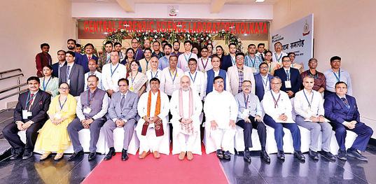 पश्चिम बंगाल की जनता ममता बनर्जी को दिखाए सिंदूर की ताकत
