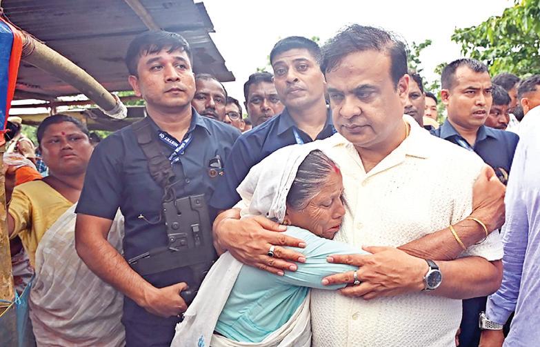 पीएम मोदी ने जाना असम में बाढ़ का हाल, सीएम सरमा बोले- पीएम के मार्गदर्शन और समर्थन के लिए आभारी