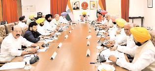 सरकार का बड़ा फैसलाः छोटे दुकानदारों के लिए कागजी कारवाई हुई आसान
