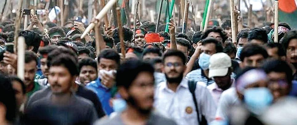 बांग्लादेश में कठिन होती लोकतंत्र की राह?