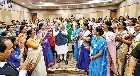एनडीए सरकार ने महिलाओं के नेतृत्व वाले विकास को दोबारा किया परिभाषित