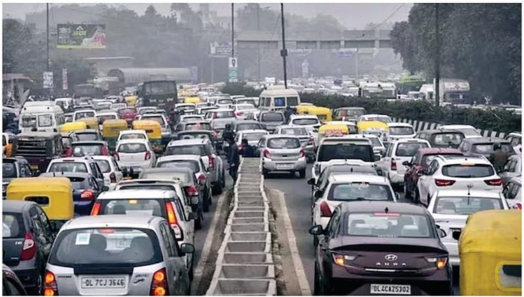 गोल्डेन लाइन पर सुरंग बनाने में मिली कामयाबी, जाम होगा खत्म