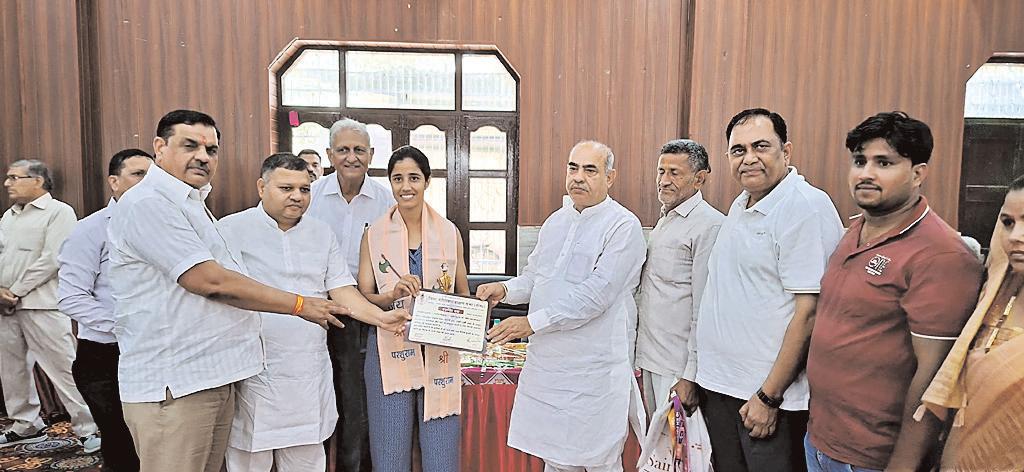 छात्र सम्मान समारोह अच्छा प्रयास, इससे प्रतिभाओं को मिला है आगे आने का अवसर : मूलचंद शर्मा