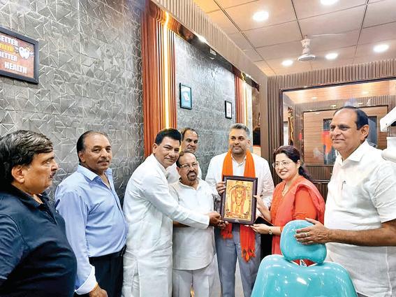 लक्ष्मीनगर क्षेत्रवासियों के लिए विद्या डेंटल केयर की शुरूआत