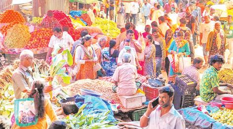 खाने-पीने की चीजें होंगी सस्ती, यूनियन बैंक ने अच्छे मानसून और टैक्स कटौती को बताई अहम वजह