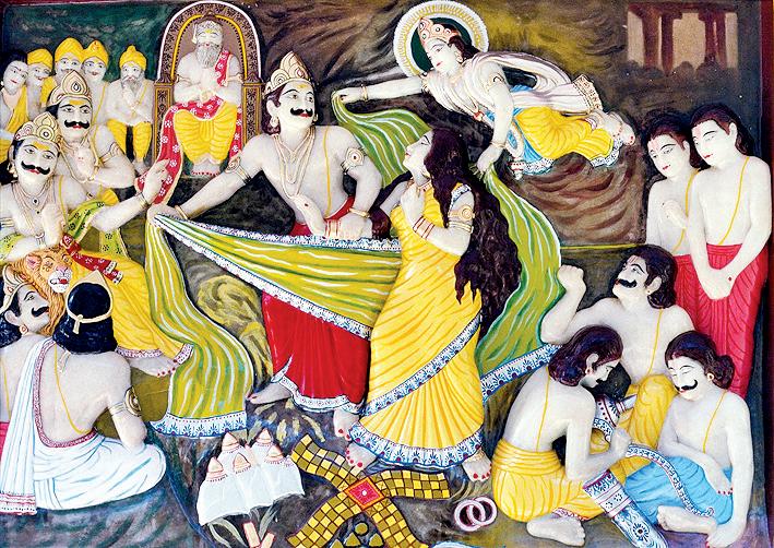 पूर्व जन्म में कौन थी द्रौपदी, अपनी किस अधूरी इच्छा से बनी 5 पुरुषों की पत्नी