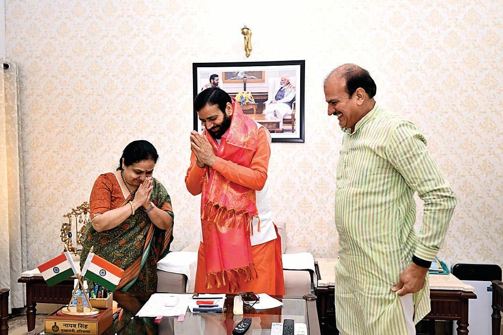मेयर प्रवीण जोशी ने की मुख्यमंत्री नायब सिंह सैनी से शिष्टाचार भेंट