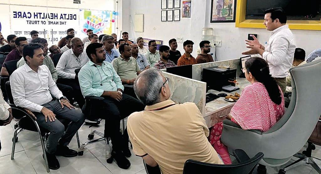 औषधि विभाग द्वारा जनहित में चलाया जा रहा है विशेष अभियान, बल्लभगढ़ में भी हुआ आयोजन