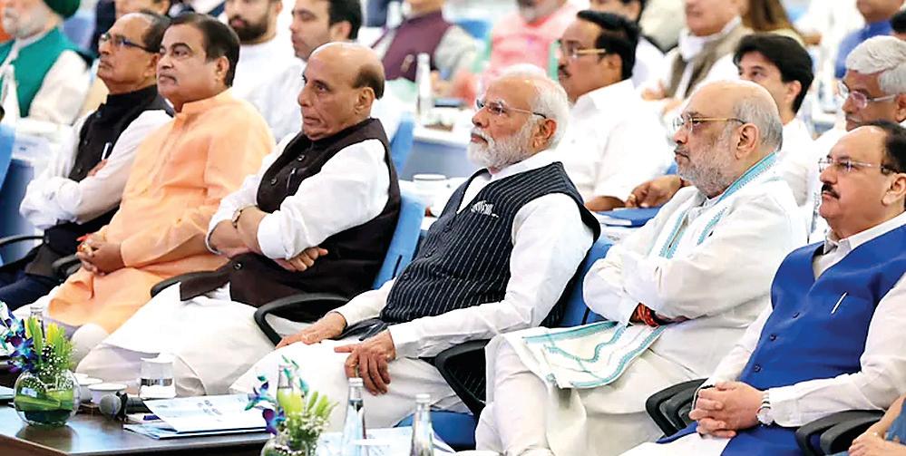 कांग्रेस ने लोकतंत्र को कैद किया