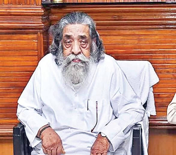 दिल्ली में इलाजरत झारखंड के पूर्व मुख्यमंत्री शिबू सोरेन की स्थिति चिंताजनक, स्वास्थ्य लाभ की कामना कर रहे लोग
