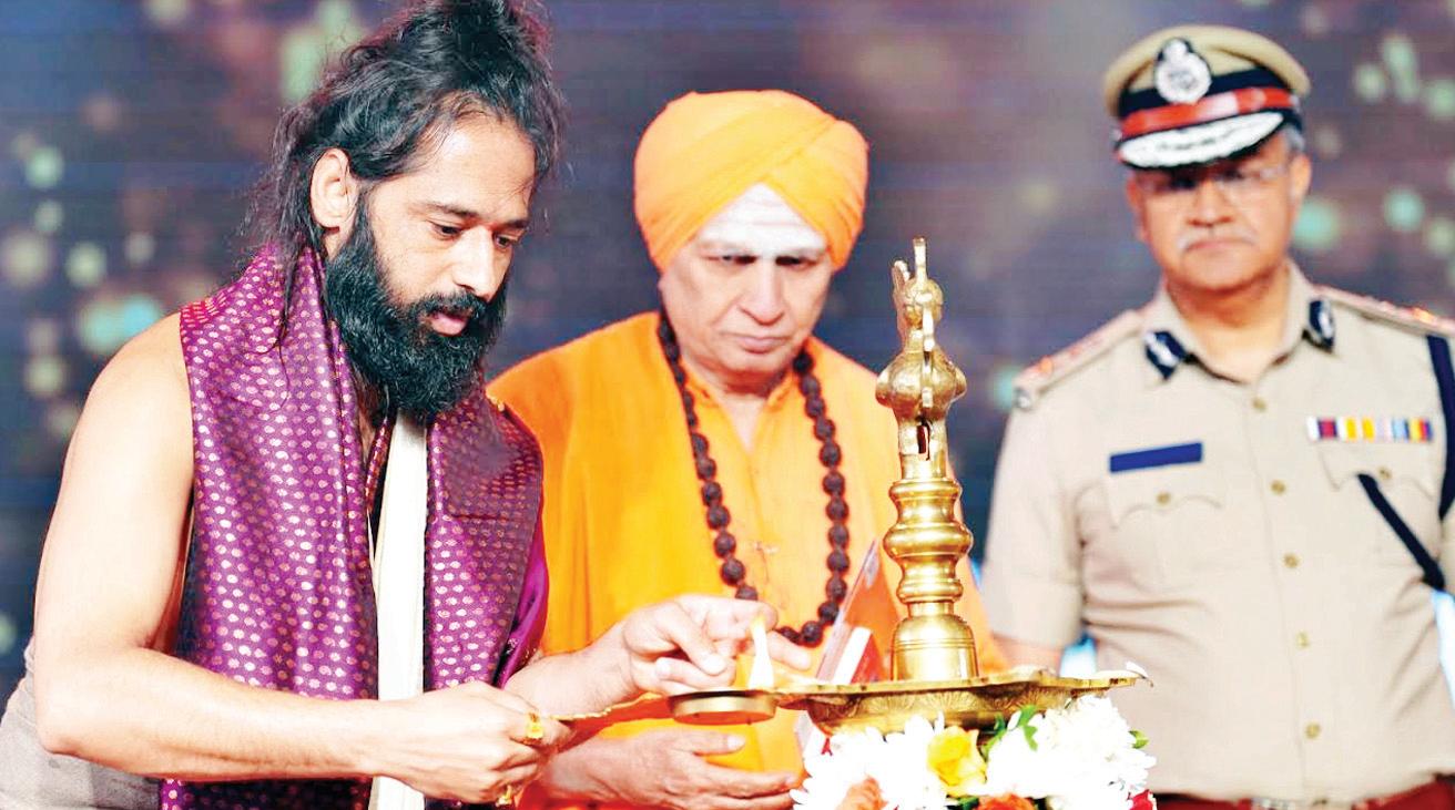 अक्षर योग केन्द्र ने बनाए 12 गिनीज वर्ल्ड रिकॉर्ड