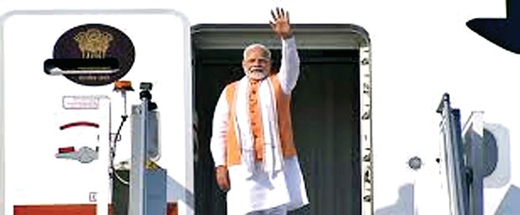 5 देशों की यात्रा के पहले पड़ाव घाना पहुंचे मोदी