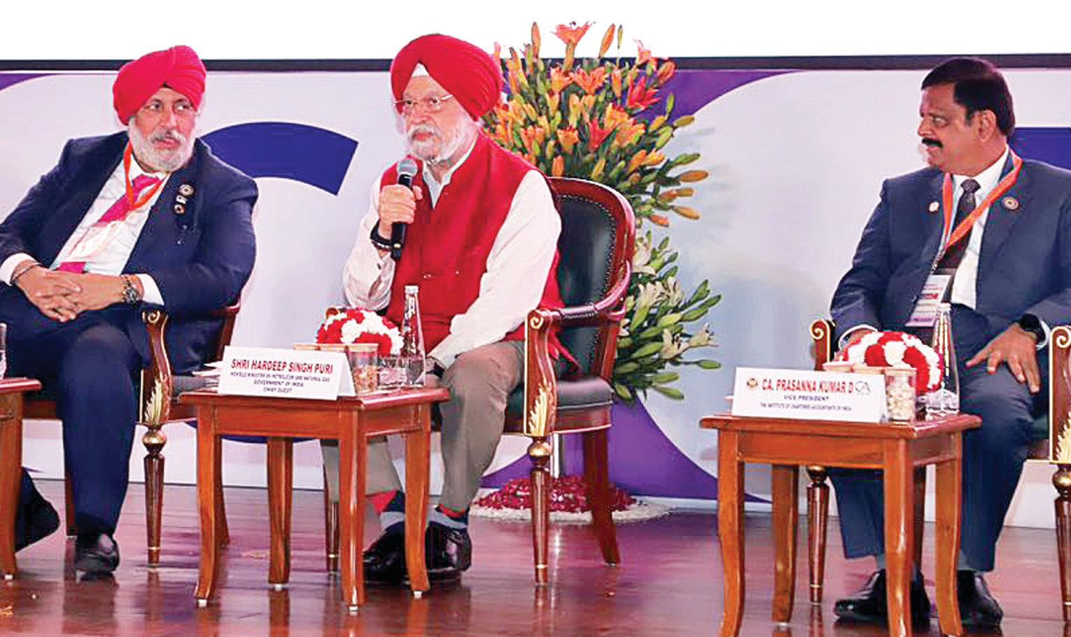 भारत 2030 तक जर्मनी को पीछे छोड़ते हुए तीसरी सबसे बड़ी अर्थव्यवस्था बन जाएगा : हरदीप पुरी