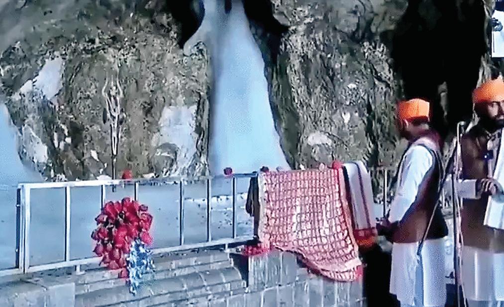 अमरनाथ में पहली आरती जम्मू से दूसरा जत्था रवाना