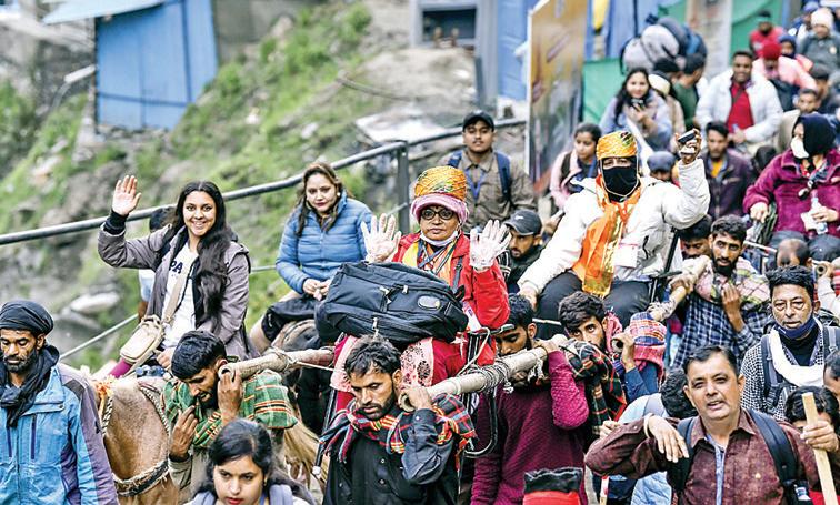 अमरनाथ यात्रा: पहले दिन 12,348 भक्तों ने किए दर्शन