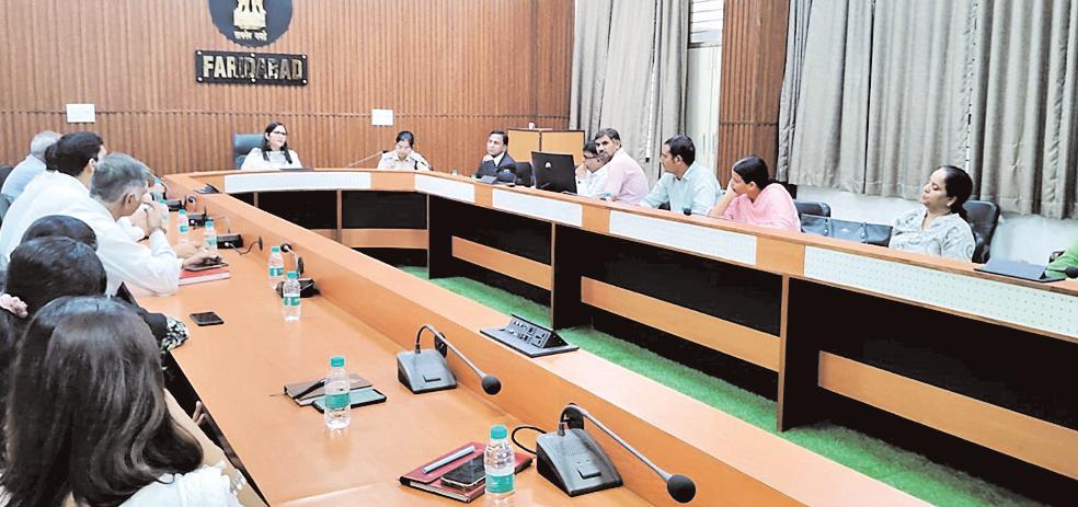रोड रूल्स, लाइफ टूल्स अभियान के अंतर्गत विधिक साक्षरता शिविरों का आयोजन