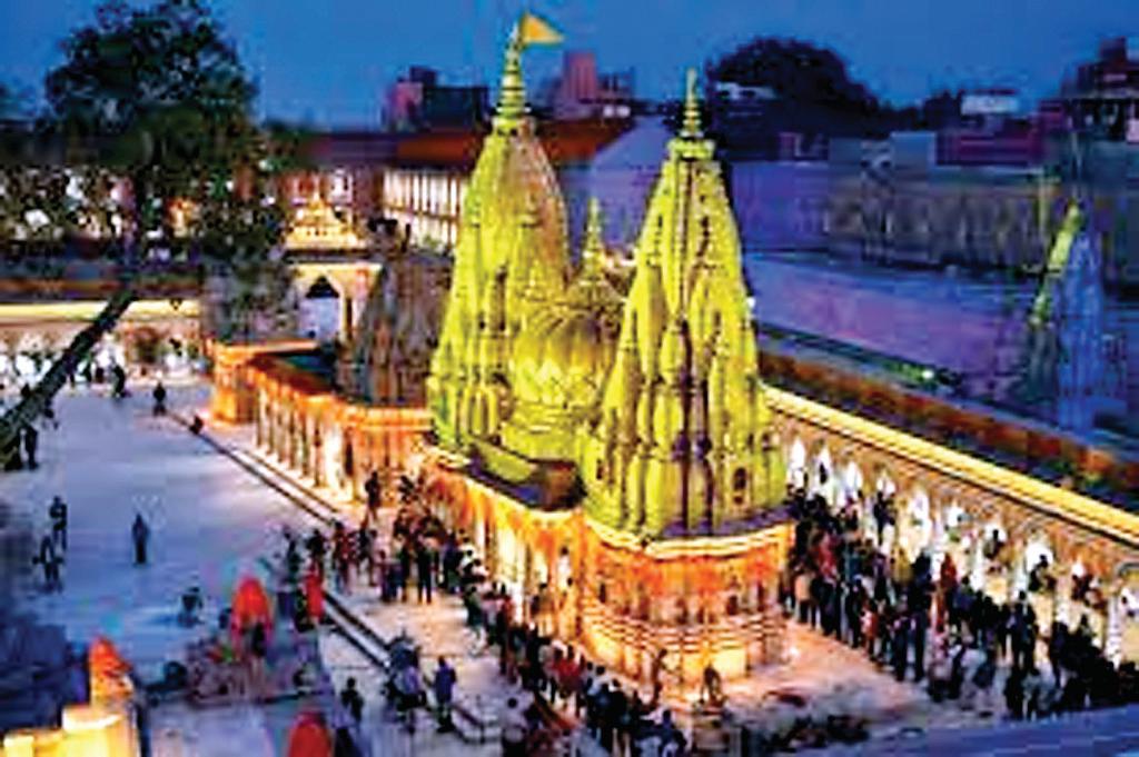 सावन में काशी विश्वनाथ में उमड़ेंगे करोड़ों भक्त, महीने भर के लिए आरती की बुकिंग फुल
