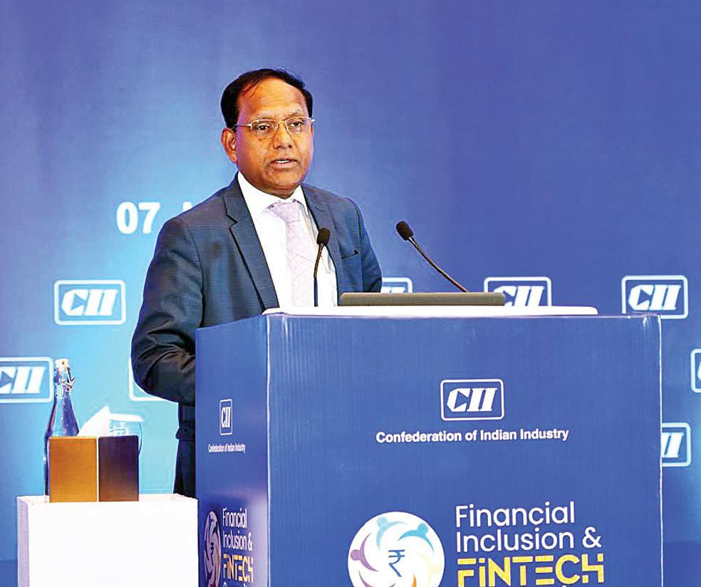 फिनटेक को एआई का इस्तेमाल कर धोखाधड़ी पर लगाना चाहिए अंकुश : डीएफएस सचिव