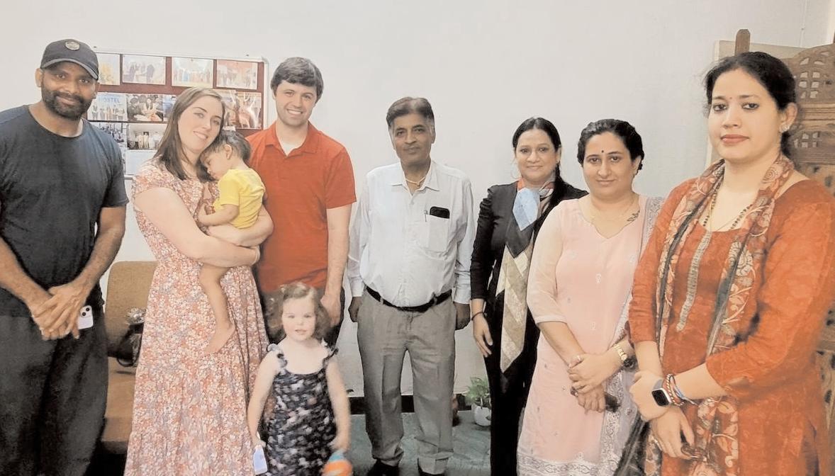 विशेष आवश्यकता वाले बच्चे को अमेरिका में मिला सदा का घर