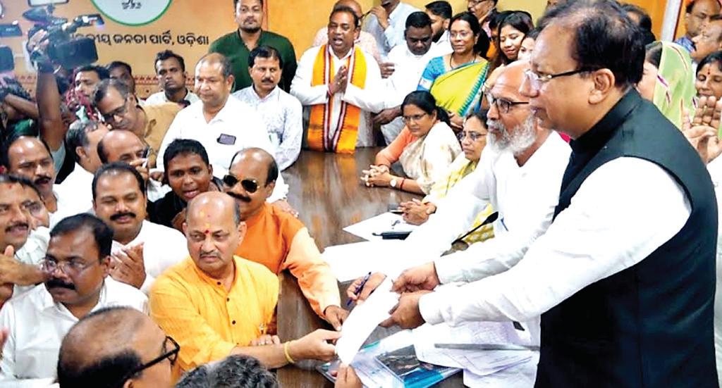 मनमोहन सामल चौथी बार ओडिशा भाजपा के अध्यक्ष चुने गए