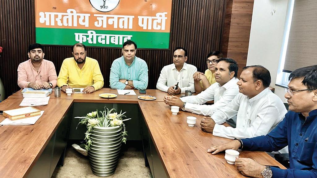 लोक सम्पर्क, लोक संवाद और उत्कृष्ट कार्यशैली के साथ कार्य कर संगठन को मजबूत करें कार्यकर्ता: पंकज पूजन रामपाल