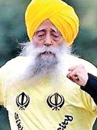 महान पंजाबी सिख धावक फौजा सिंह को पंजाब विधानसभा ने अर्पित की श्रद्धांजलि