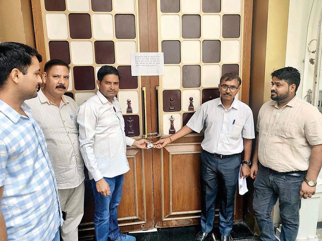 बकाया धारकों को भेजे जा चुके हैं नोटिस : सलोनी शर्मा