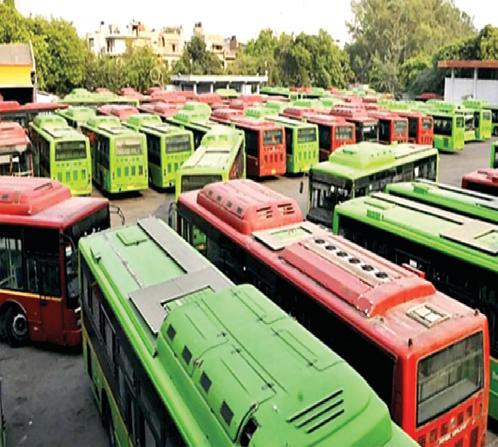 दिल्ली की सड़कों से मार्च 2026 तक 1680 बसें हटेंगी, यात्रियों की परेशानी बढ़ेगी