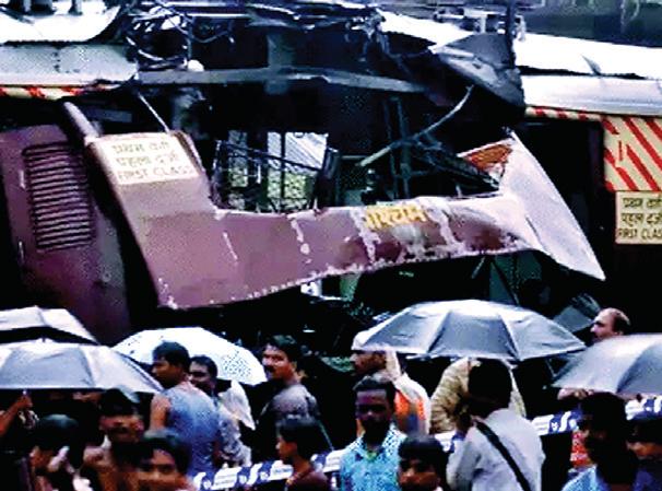 मुंबई ट्रेन ब्लास्ट : सुप्रीम कोर्ट ने लगाई हाईकोर्ट के फैसले पर रोक