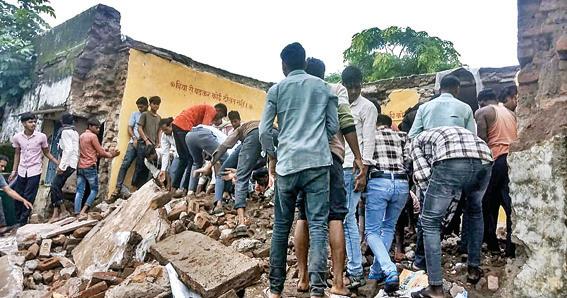 राजस्थान में स्कूल की छत का हिस्सा ढहा, 7 बच्चों की मौत