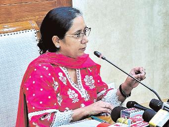 जो भी बच्चों के शोषण में संलिप्त पाया गया, उसके विरुद्ध सख्त कानूनी कार्रवाई की जाएगी