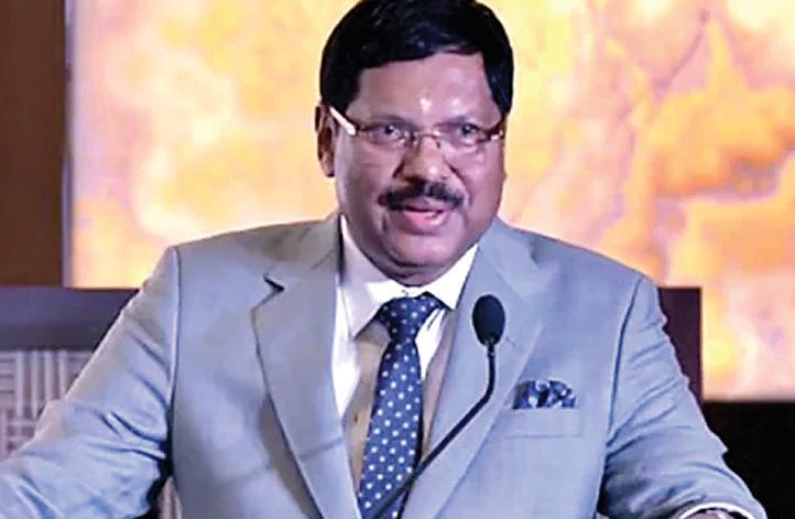 महिलाओं के विकास और प्रगति पर निर्भर है समाज की प्रगति