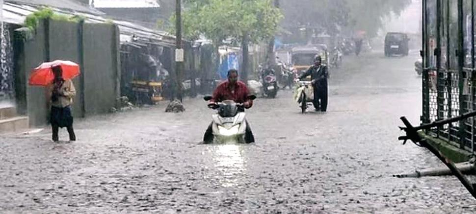 देश में 12 साल बाद सामान्य से 4% ज्यादा बारिश