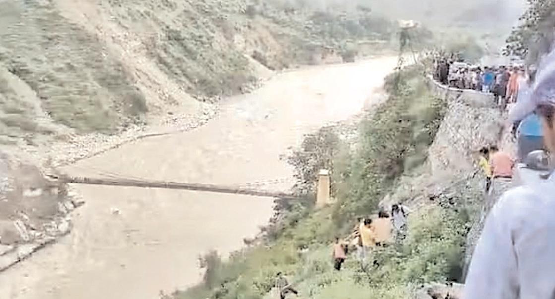उत्तराखंड में सियासी प्रतिद्वंदिता से बढ़ रहे अपराध