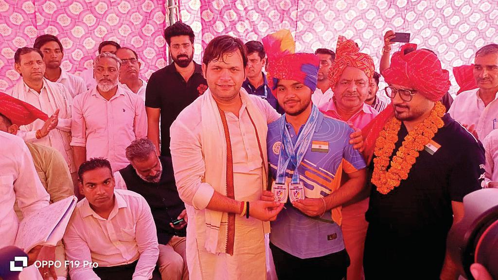 गोल्ड मेडलिस्ट कपिल बैंसला की उपलब्धि से पलवल हुआ गौरवान्वितः गौरव गौतम