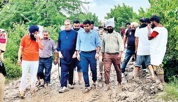 बाढ़ प्रभावित लोगों को राहत और सहायता प्रदान करने के लिए 24 घंटे काम कर रही राज्य सरकार : हरपाल चीमा