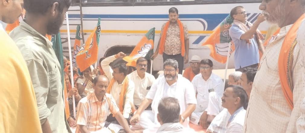 राजग का बिहार बंद, नाराज कार्यकर्ताओं ने फूंका राहुल और तेजस्वी का पुतला