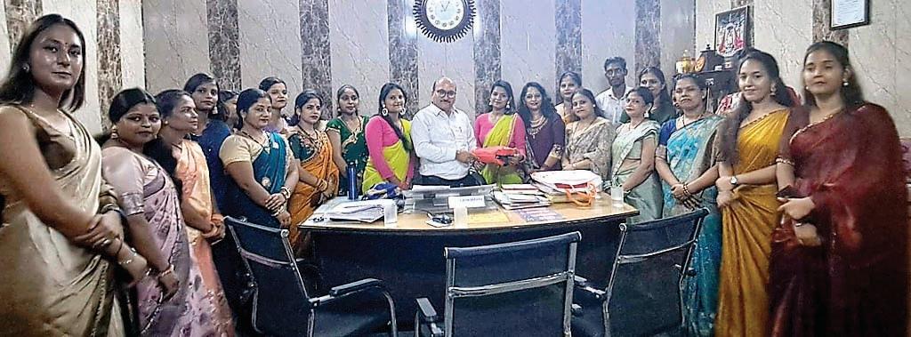 एलपीएस कान्वेन्ट स्कूल में धूमधाम से मनाया गया शिक्षक दिवस