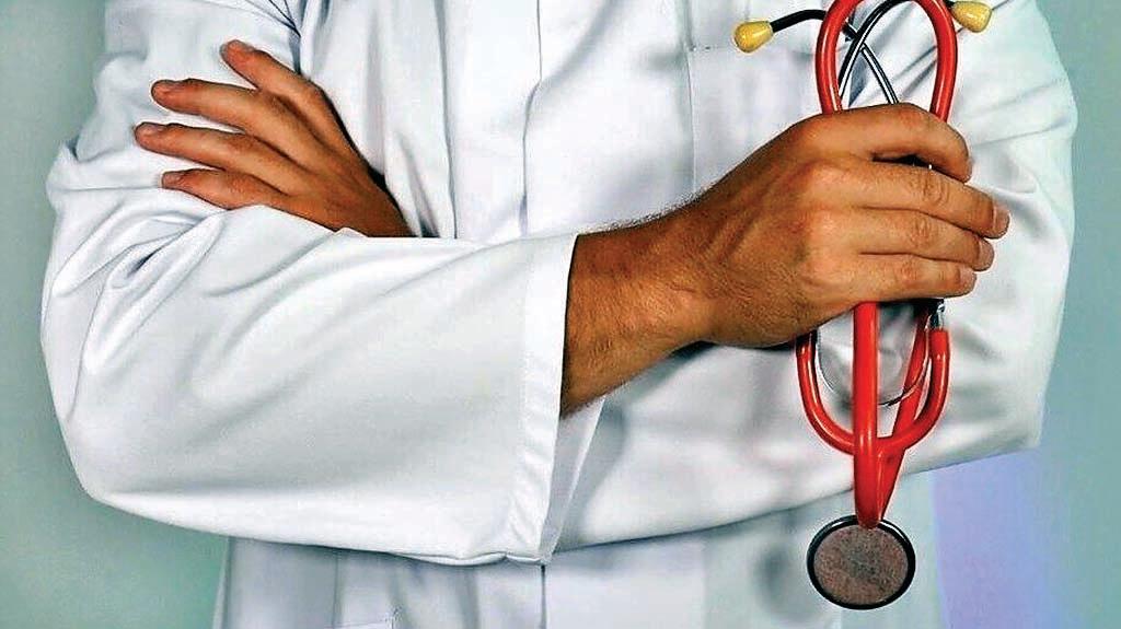 फर्जी डॉक्टर मामले पर कांग्रेस शरद चंद्र पवार पार्टी का कड़ा रुख