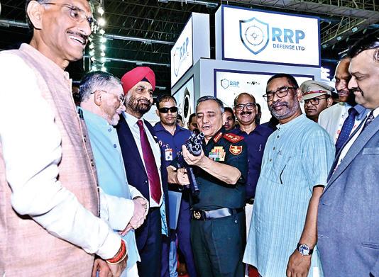 अंतरिक्ष और साइबर युद्ध क्षमताओं में लगातार आगे बढ़ रहा भारत