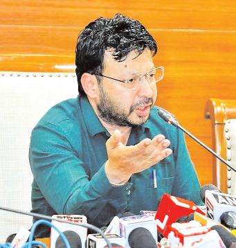 सीवरेज नेटवर्कों को बहाल करने के लिए 4407 सीवरमैन 24 घंटे काम कर रहे हैं : डॉ. रवजोत सिंह