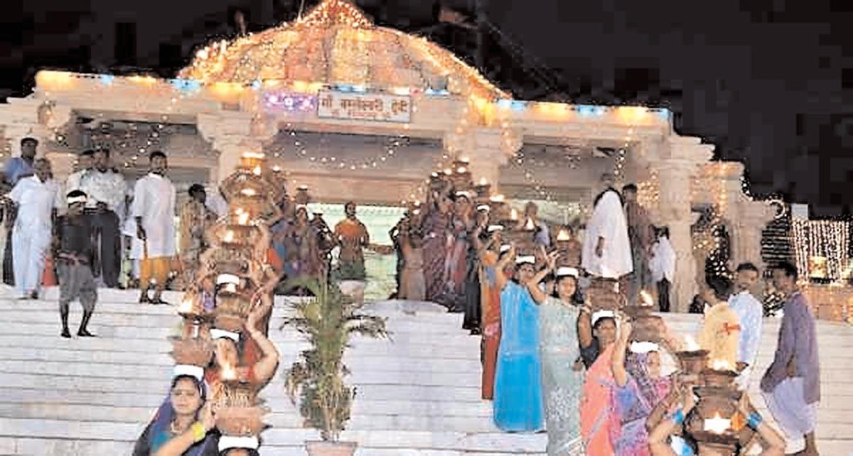 नवरात्र की दस्तक: मां बम्लेश्वरी धाम डोंगरगढ़ में उमड़ेगा जनसैलाब, प्रशासन ने कसी कमर