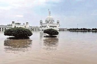 श्री करतारपुर साहिब गुरुद्वारा खुला, भारतीय श्रद्धालुओ के जाने पर रोक