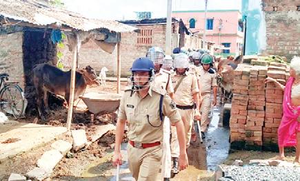 बिहार के मुंगेर में जमीनी विवाद को लेकर खूनी झड़प